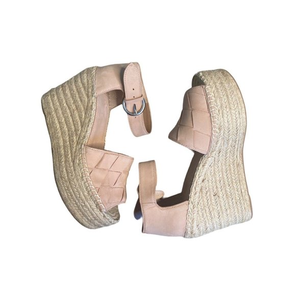 Marc Fisher Shoes - Adalla Platform Wedge Open Toe Sandal in Blush | MARC FISHER